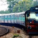 त्रिवेणी एक्सप्रेस का प्रचालन पुनः आरंभ किए जाने से संबंधित जानकारी प्रस्तुत की