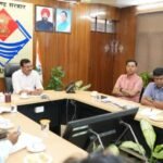 मुख्य सचिव आनंद बर्द्धन की अध्यक्षता में मंगलवार को सचिवालय में राज्य सड़क सुरक्षा कोष प्रबंध समिति की द्वितीय बैठक संपन्न हुई।