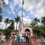डीएवी (पीजी) कॉलेज में 100 फीट ऊंचे राष्ट्रीय ध्वज का हुआ लोकार्पण