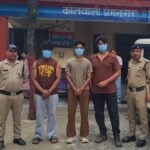 सार्वजनिक स्थान पर हुडदंग करने वाले अभियुक्तों को दून पुलिस ने पढाया कानून का पाठ