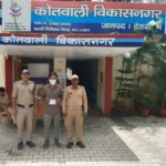 मादक पदार्थों की तस्करी में लिप्त शातिर नशा तस्कर आया दून पुलिस की गिरफ्त में