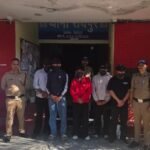 सार्वजनिक स्थान पर हुडदंग मचाने वालो की दून पुलिस ने उतारी खुमारी